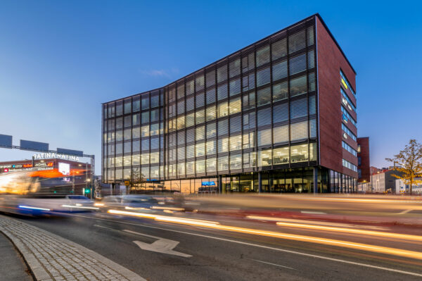 Vuolteenkatu 2, Tampere, Ratina